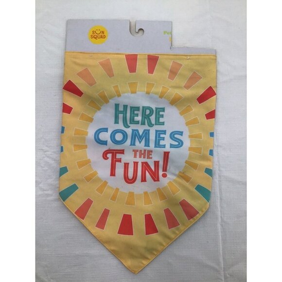 Sun Squad 'Here Comes The Fun' Reversible Tie Dyed Pet Dog Bandana One Size - Picture 1 of 2
